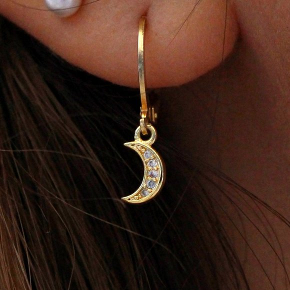 Delicate Moon Gold Cuff Earrings - Picture 1 of 2